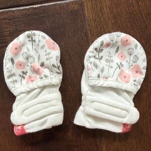 Baby Floral Mittens in Pink and White